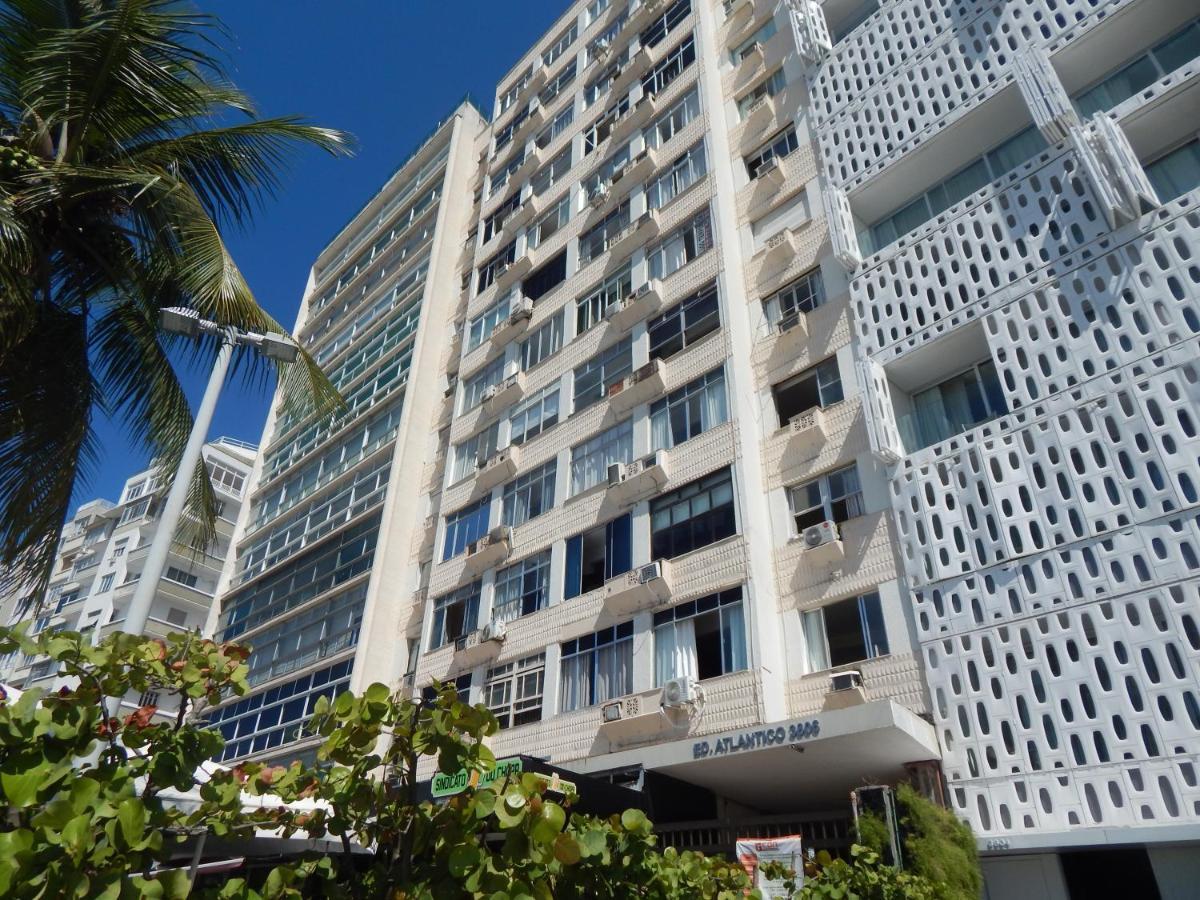 Flat Atlantica Na Orla De Copacabana Posto 6 Lägenhet Rio de Janeiro Exteriör bild